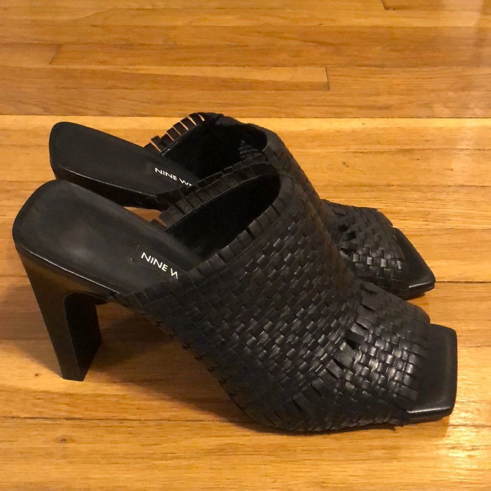Brand New Nine West Heel